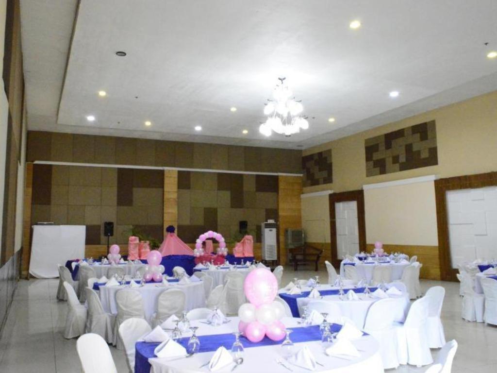 Big Daddy Hotel And Convention Center Butuan City Exterior foto