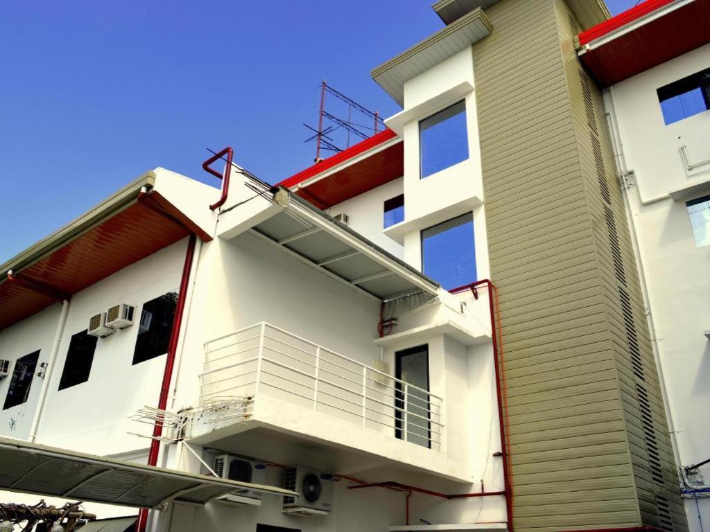 Big Daddy Hotel And Convention Center Butuan City Exterior foto