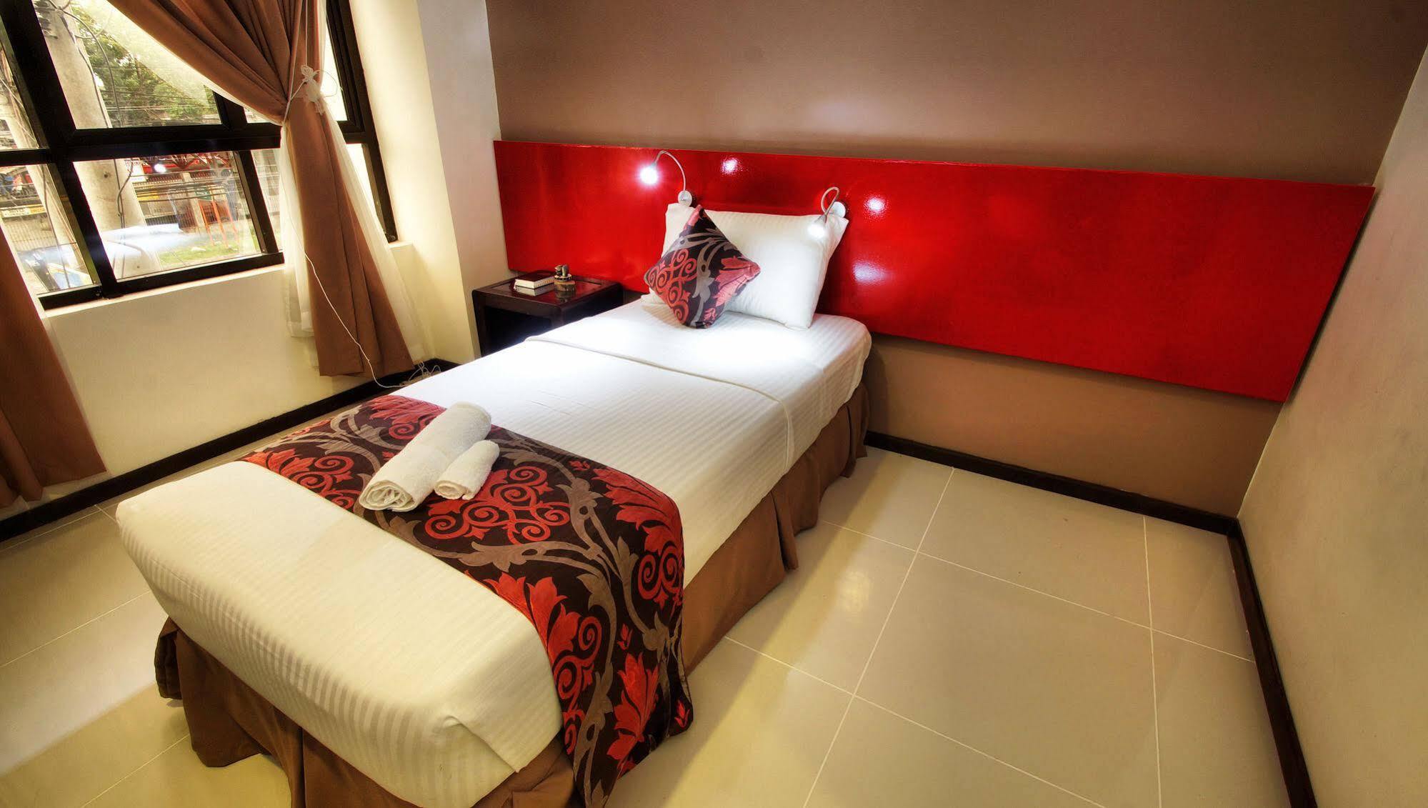 Big Daddy Hotel And Convention Center Butuan City Exterior foto